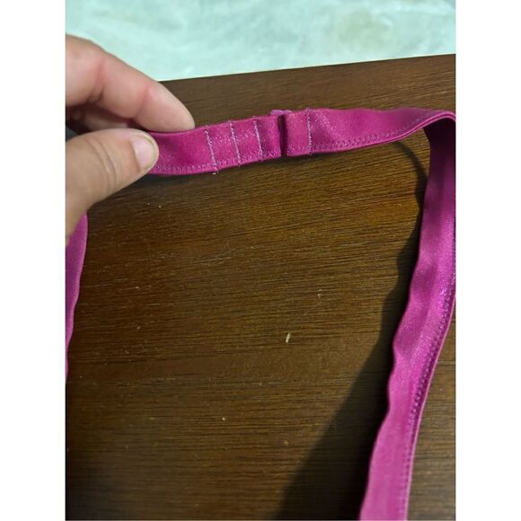 Victoria secret kiss logo bikini size large - Picture 4 of 7